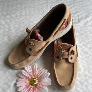 Sperry boat shoes